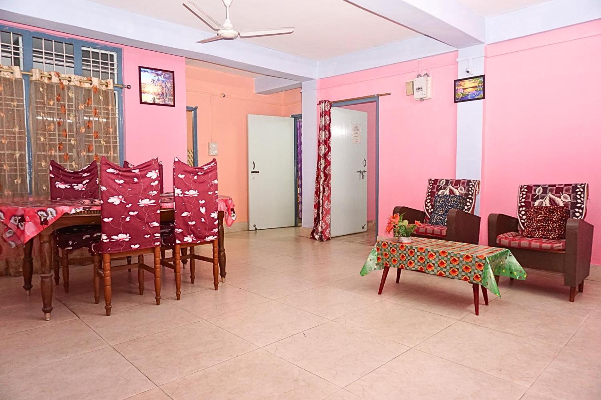 Taj Residency Holiday Homestay -Entire 1Bhk & 2Bhk Private Apartments -Call 767Ooo54Oo Jorhāt 외부 사진
