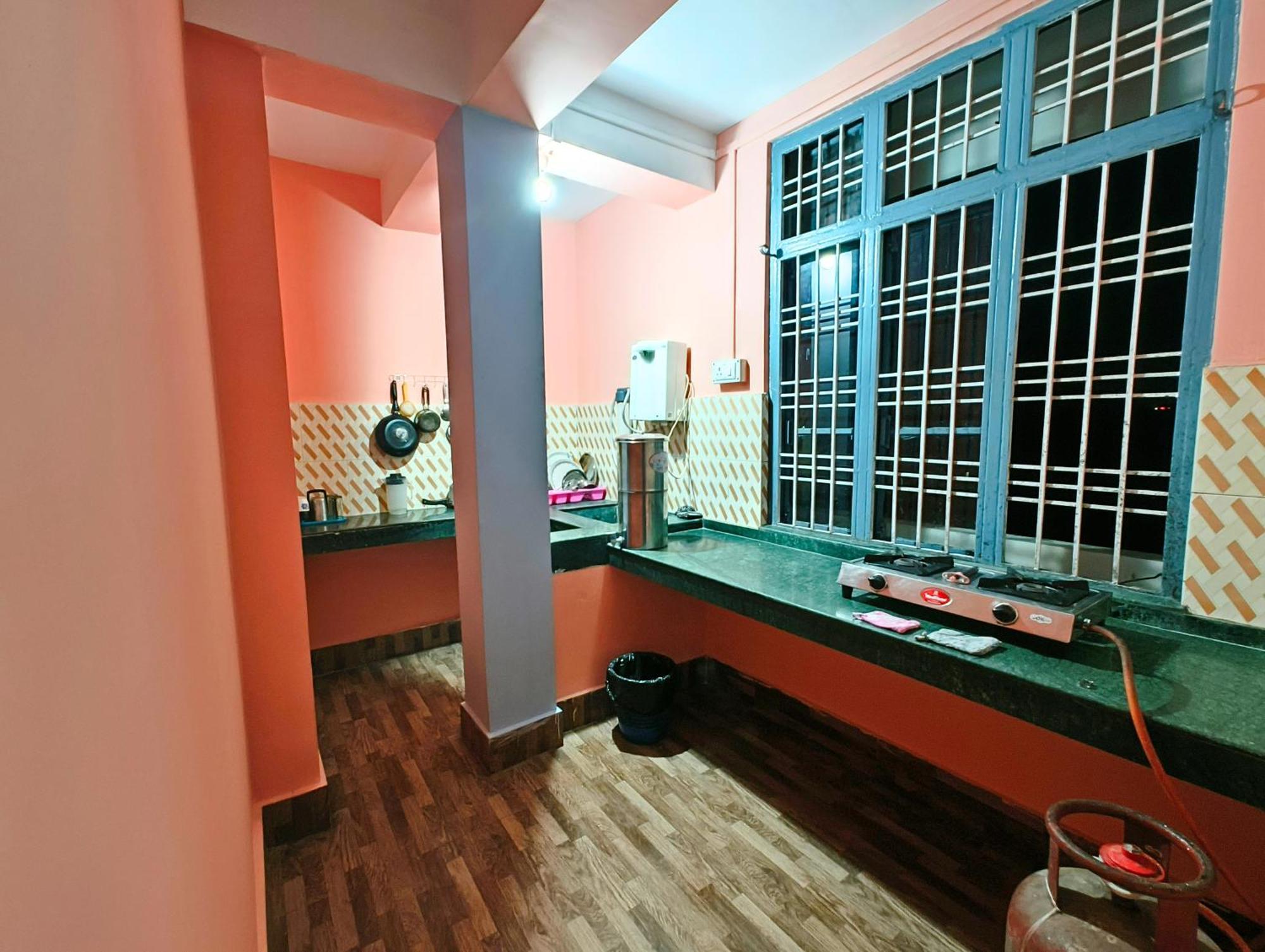 Taj Residency Holiday Homestay -Entire 1Bhk & 2Bhk Private Apartments -Call 767Ooo54Oo Jorhāt 외부 사진