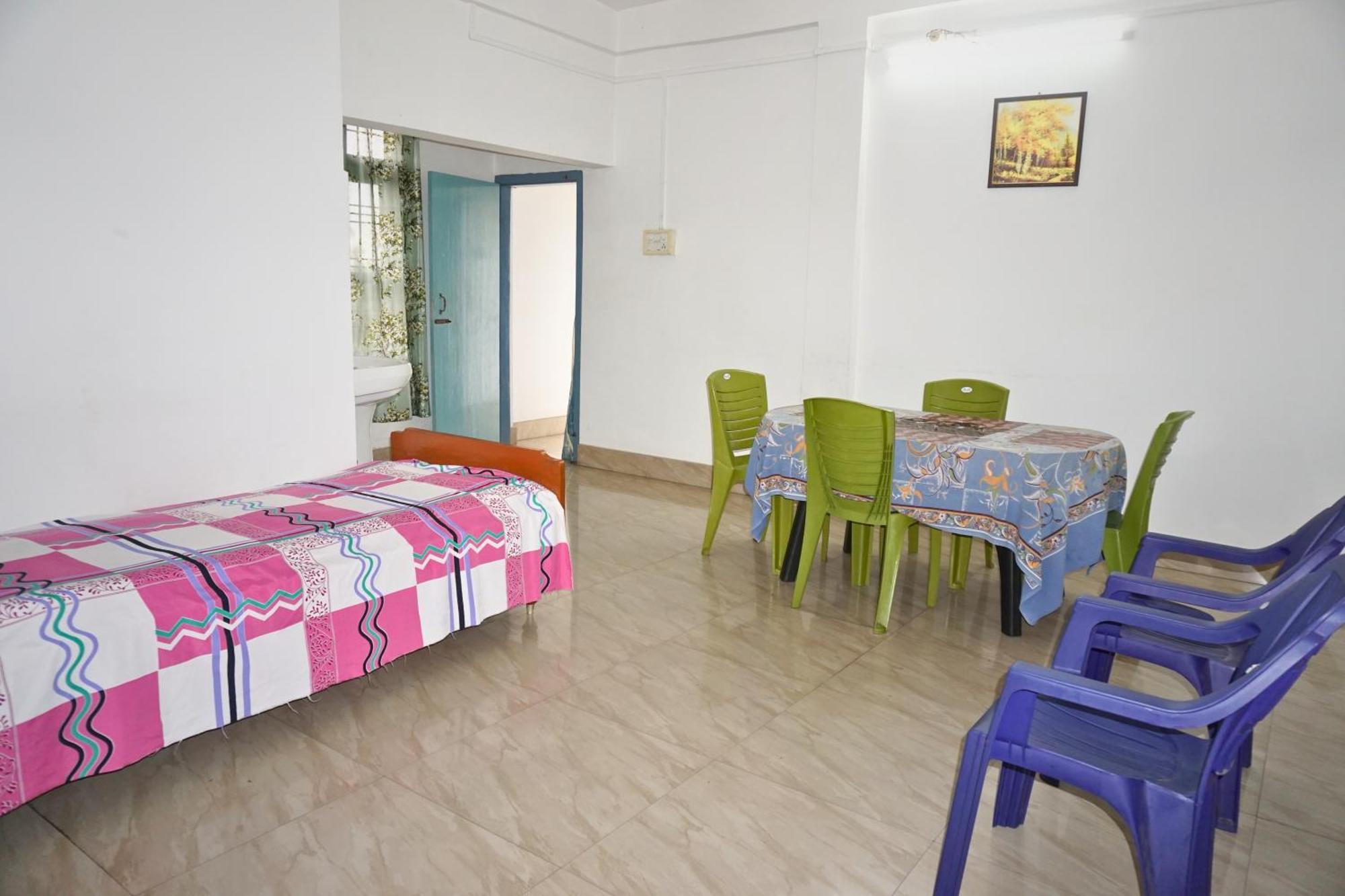 Taj Residency Holiday Homestay -Entire 1Bhk & 2Bhk Private Apartments -Call 767Ooo54Oo Jorhāt 외부 사진
