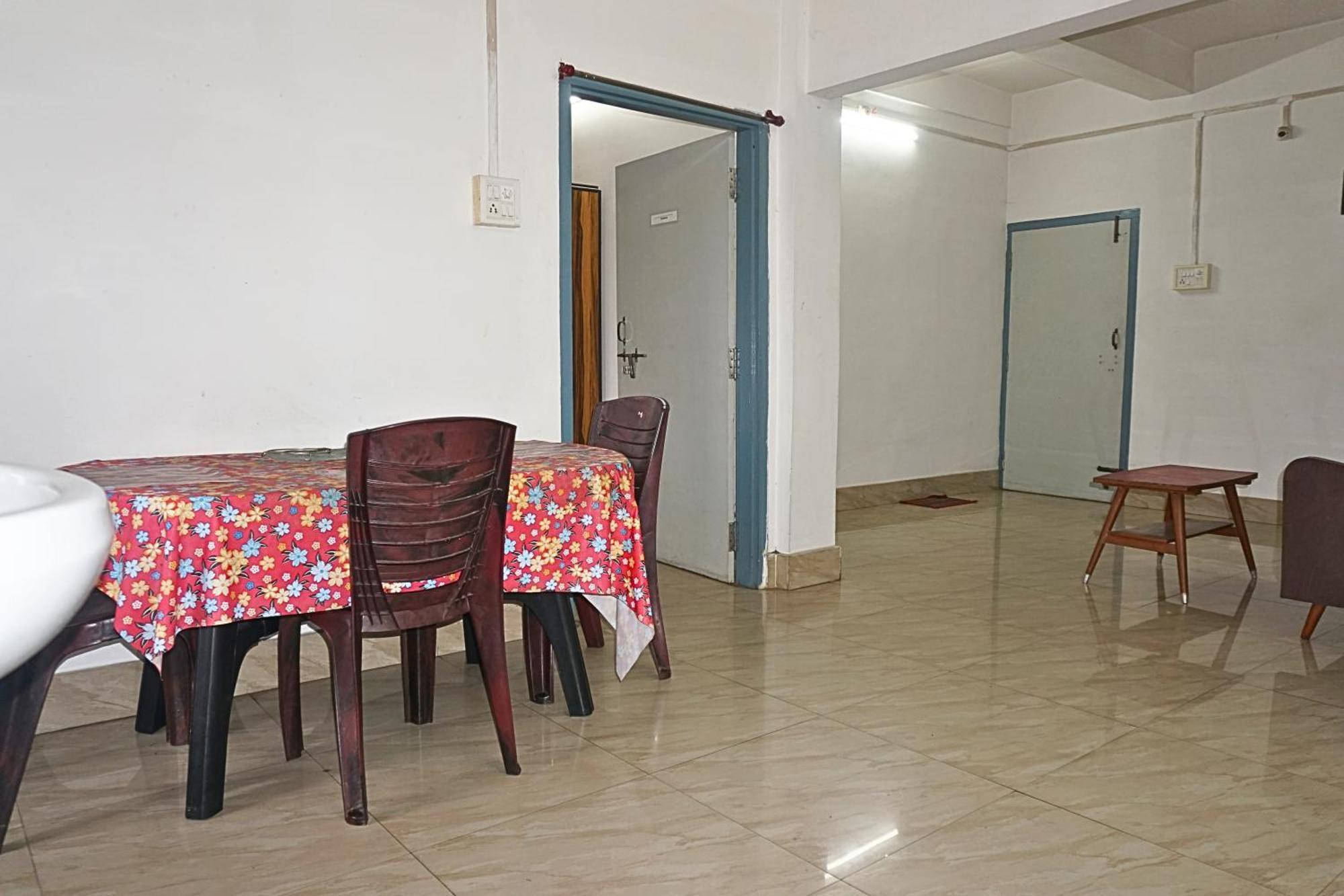 Taj Residency Holiday Homestay -Entire 1Bhk & 2Bhk Private Apartments -Call 767Ooo54Oo Jorhāt 외부 사진